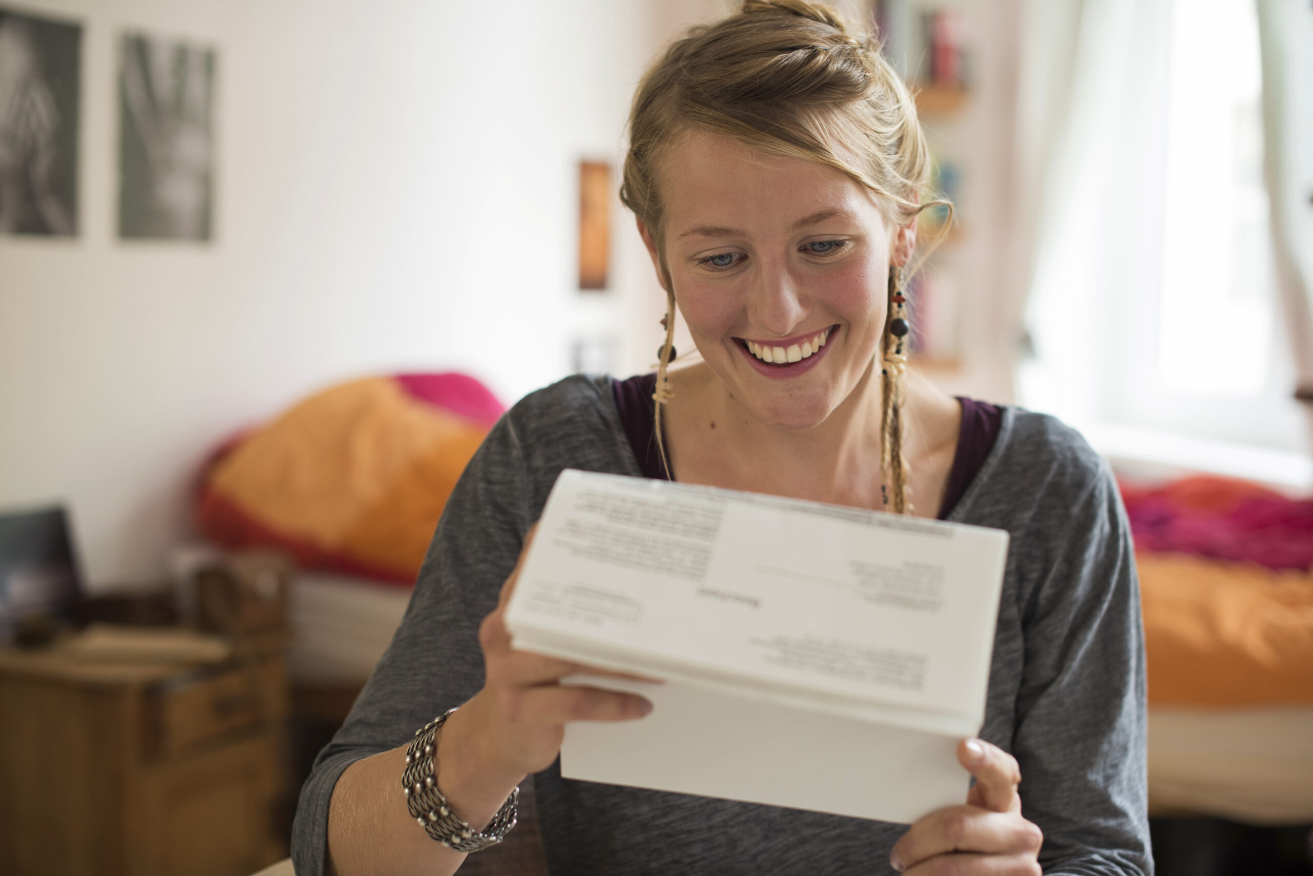 Wer eine BAföG-Förderung erhält, kann sich freuen. Denn ein Darlehen fürs Studium mit besseren Konditionen gibt es nicht. Foto: Deutsches Studierendenwerk